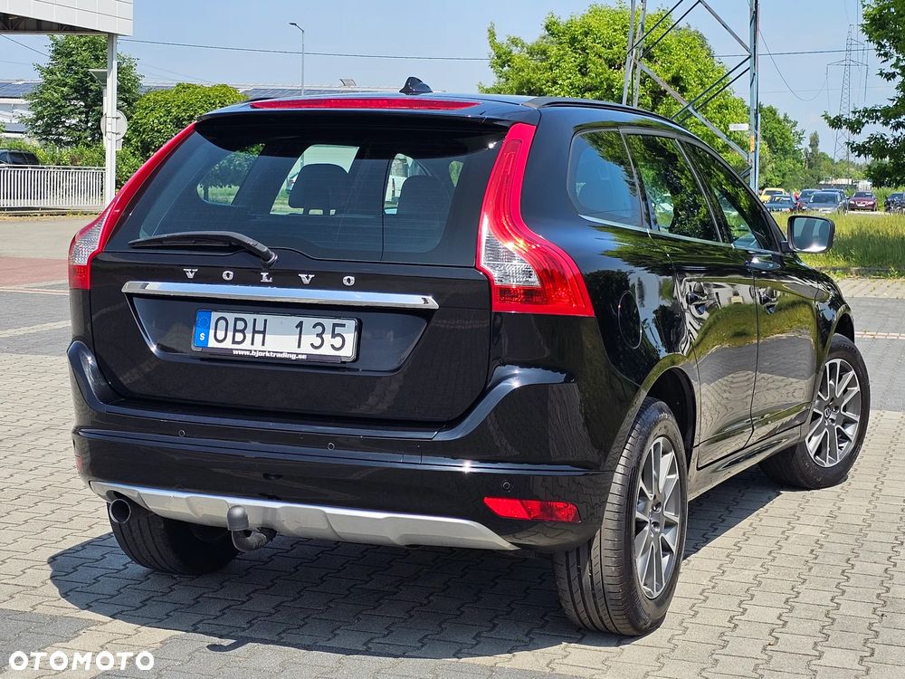 Volvo XC 60 D4 Momentum - 12