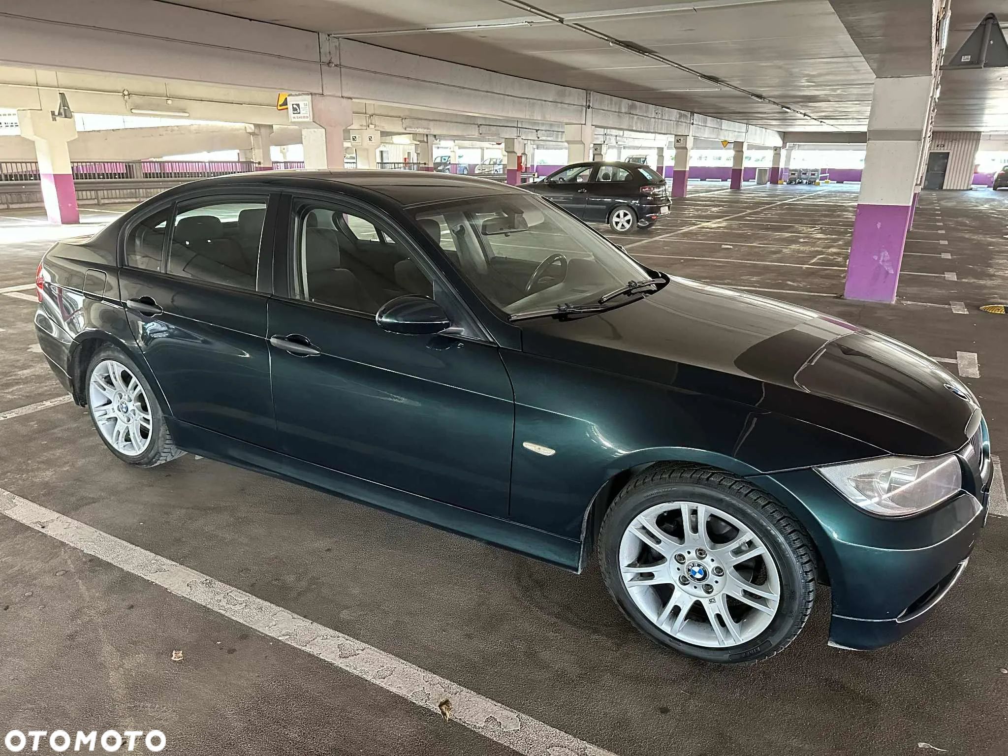 BMW Seria 3 318i - 1