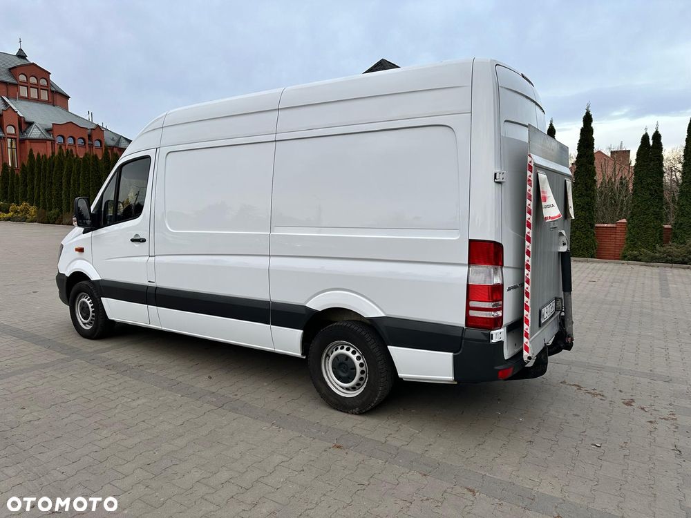 Mercedes-Benz SPRINTER - 8