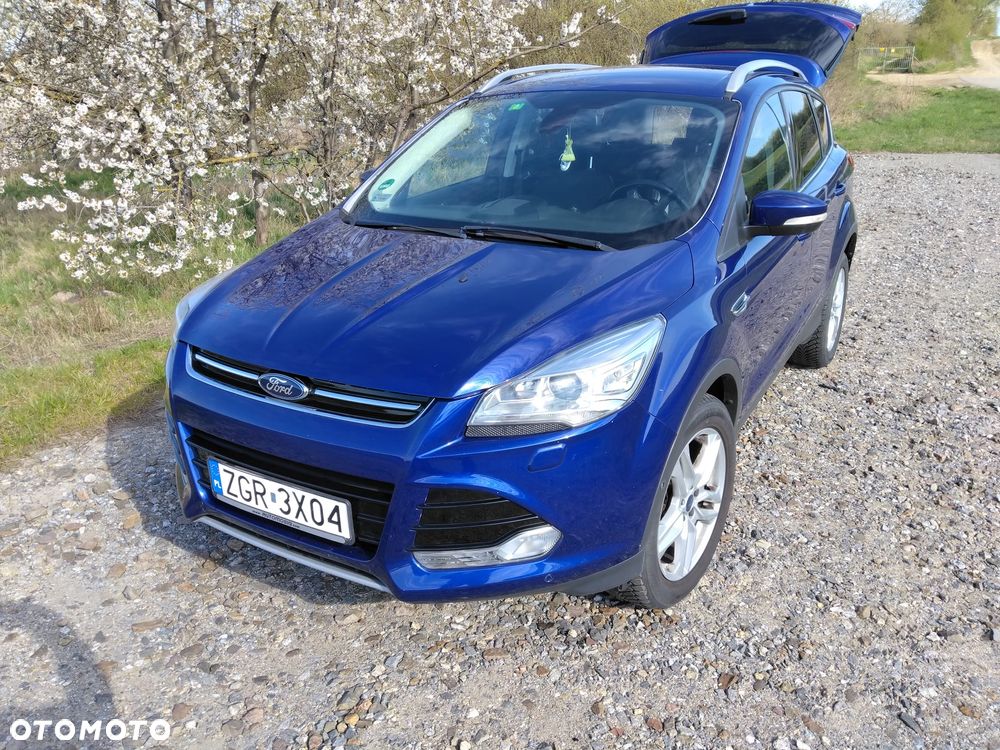 Ford Kuga 1.6 EcoBoost 4x4 Titanium - 1