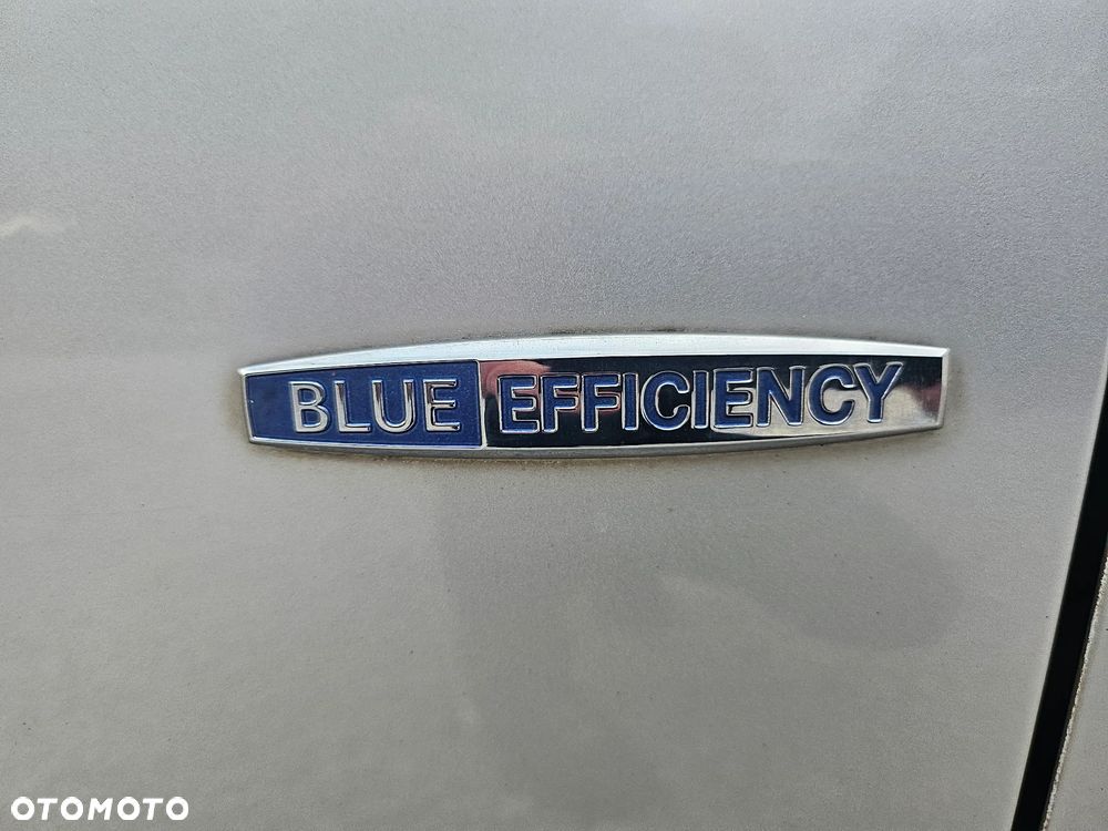 Mercedes-Benz Klasa E 250 CGI BlueEFFICIENCY Automatik Prime Edition - 34