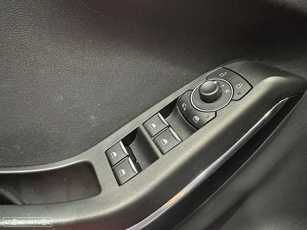 Ford Puma 1.0 EcoBoost Hybrid ST-LINE - 47