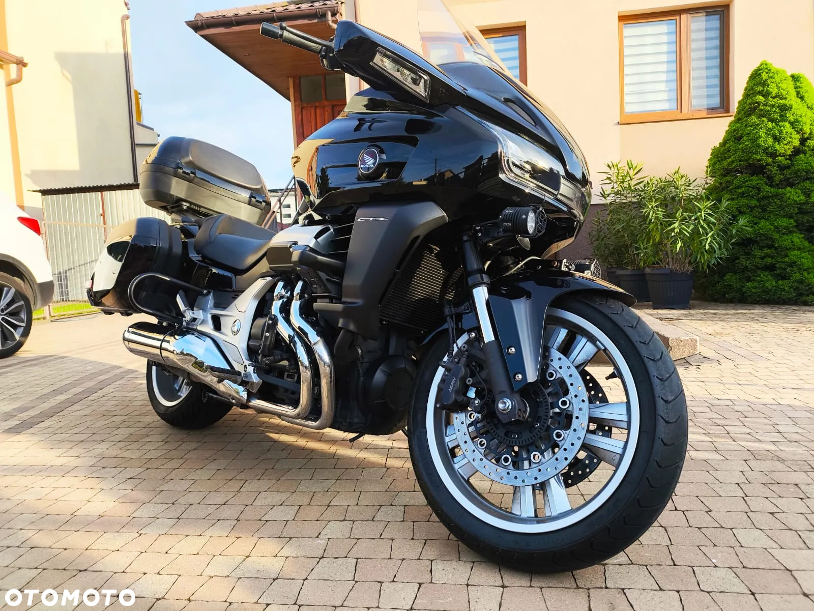Honda CTX - 28