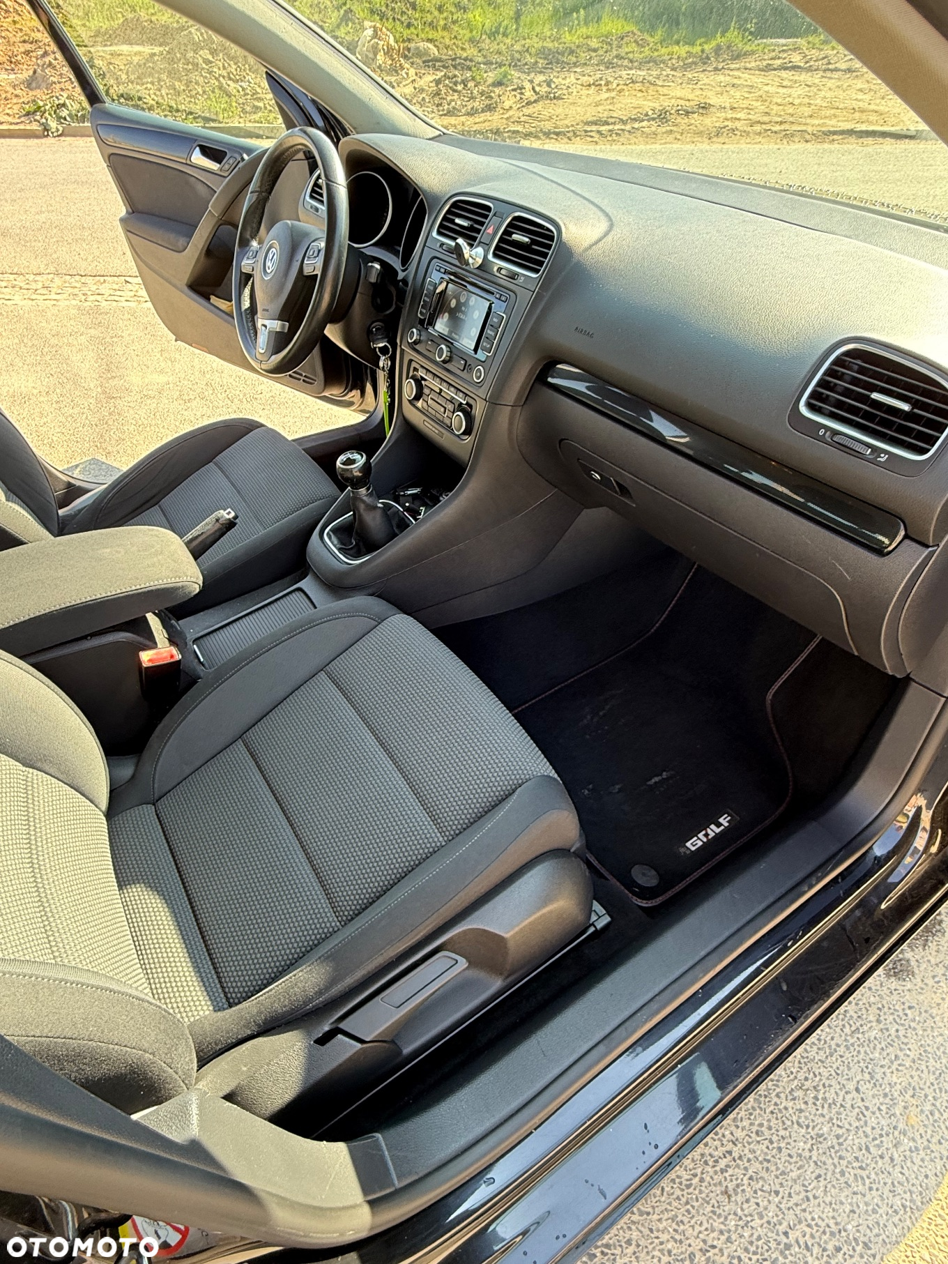 Volkswagen Golf 1.6 TDI BlueMotion Technology Comfortline - 5