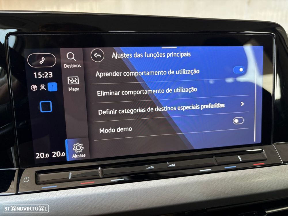 VW Golf Variant 2.0 TDi Conceptline - 25
