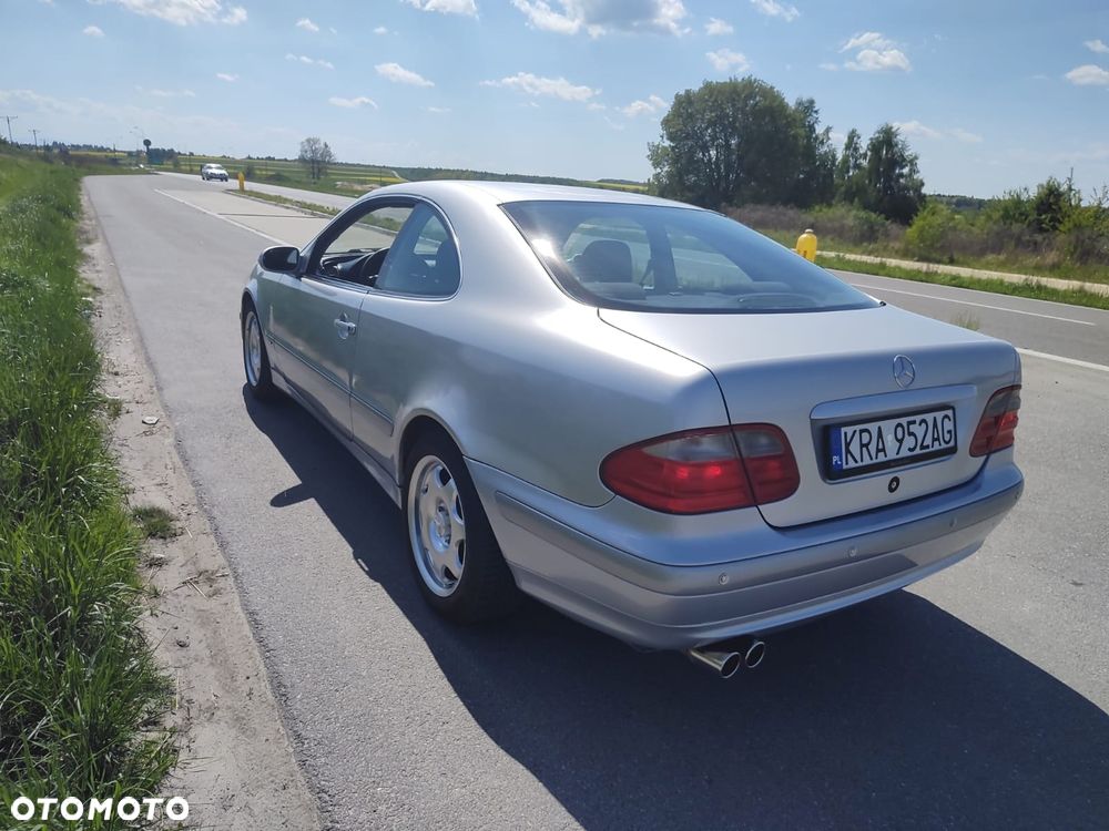 Mercedes-Benz CLK - 2