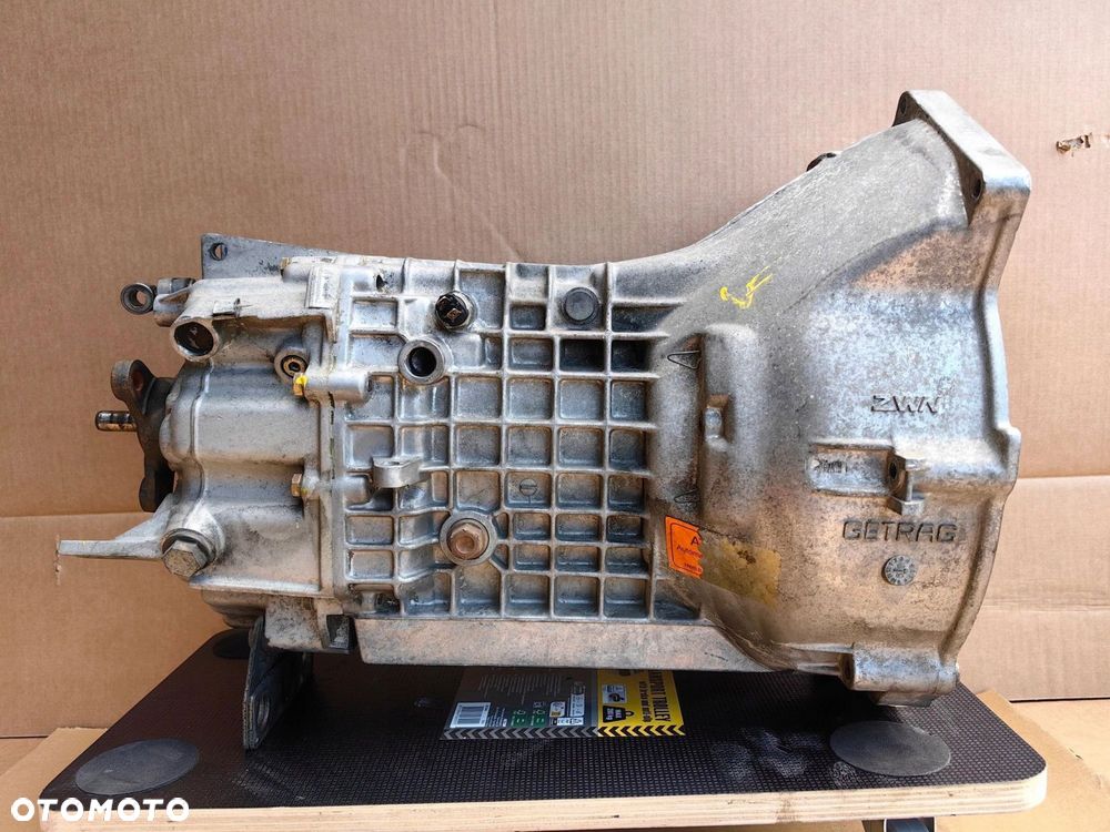 Skrzynia Biegów BMW m30 3.0 3.5 e32 e34 e28 manualna 5 biegów 2600130292 - 1