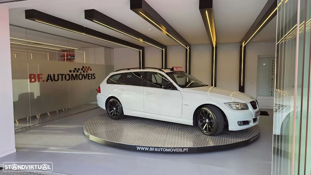 BMW 318 d Sport - 10