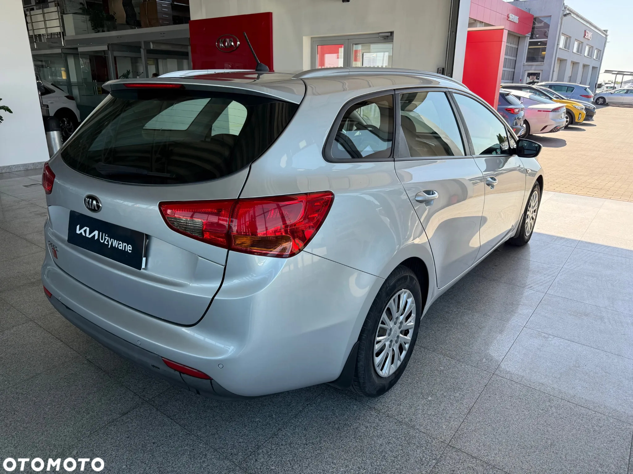 Kia Ceed Cee'd 1.6 GDI M - 18