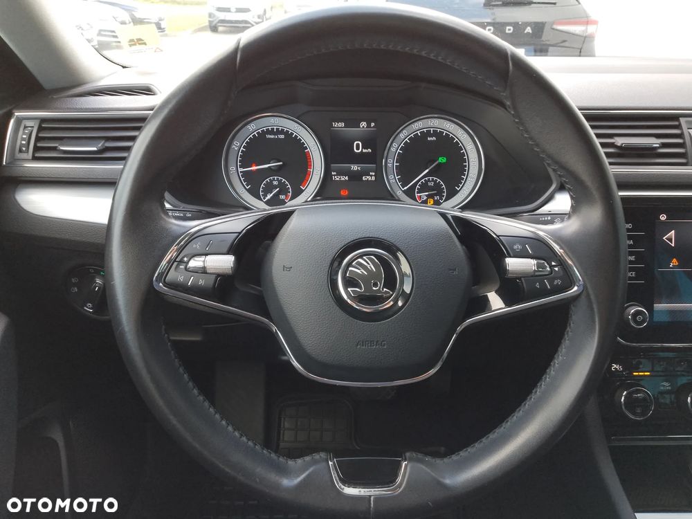 Skoda Superb 1.5 TSI Ambition DSG - 10