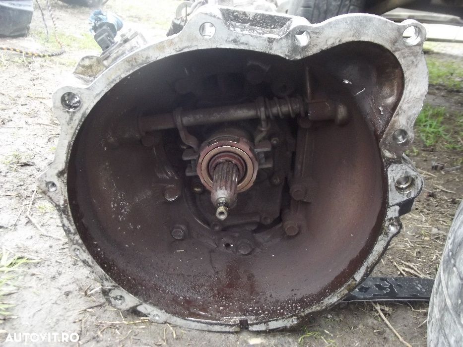 Cutie Viteze Suzuki Grand Vitara 2.0 diesel 1998-2005 cutie transfer - 7