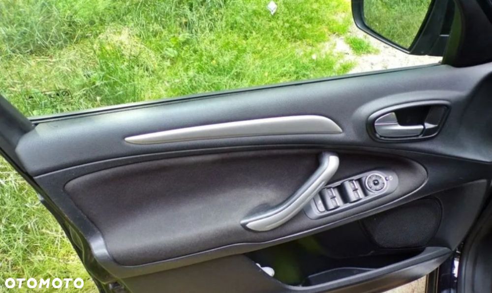 Ford S-Max 2.0 TDCi DPF Trend - 9