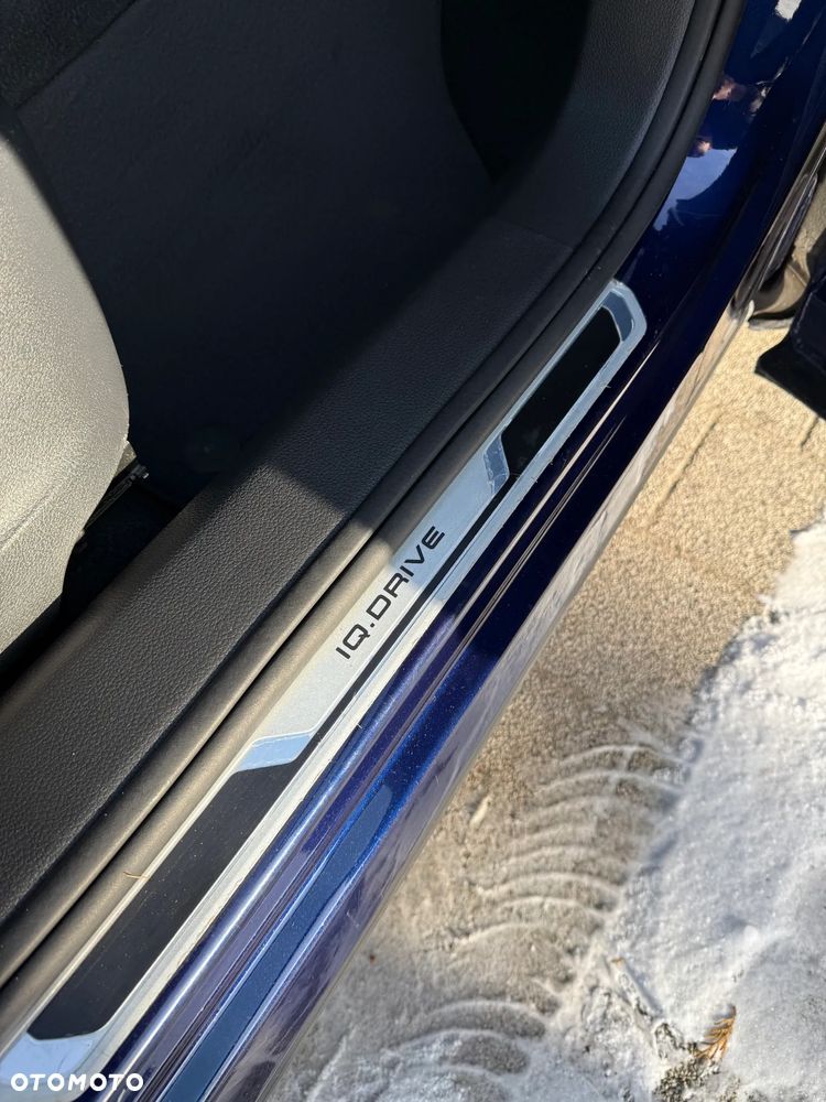 Volkswagen Sharan 2.0 TDI DSG IQ.DRIVE - 24