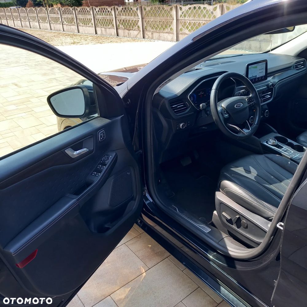 Ford Kuga - 21
