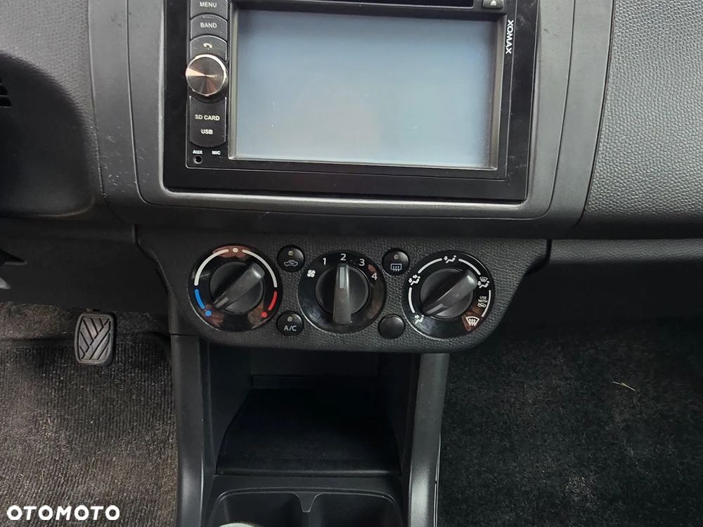 Suzuki Swift 2007 photo 5