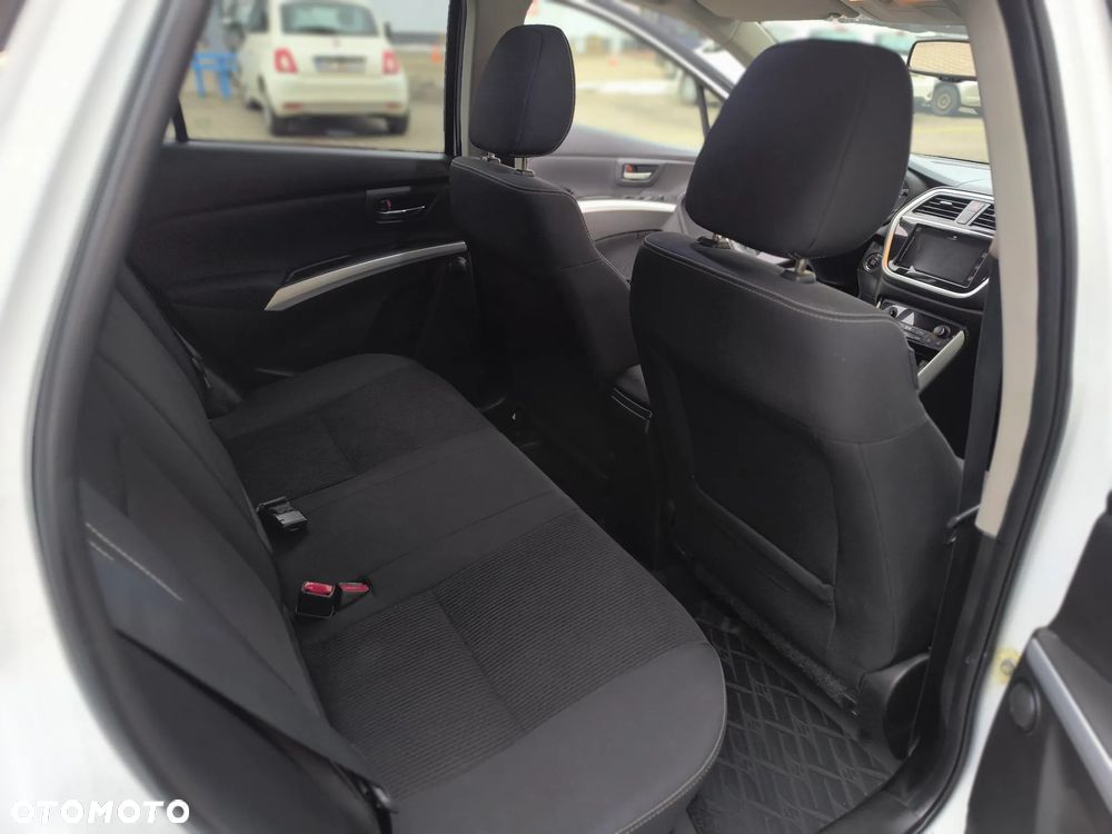 Suzuki SX4 - 9