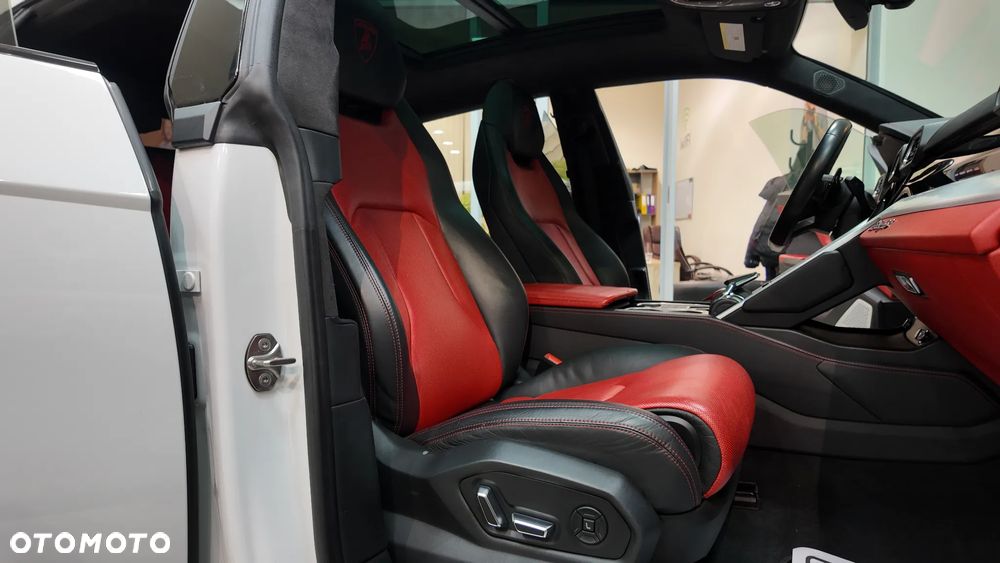 Lamborghini Urus - 31