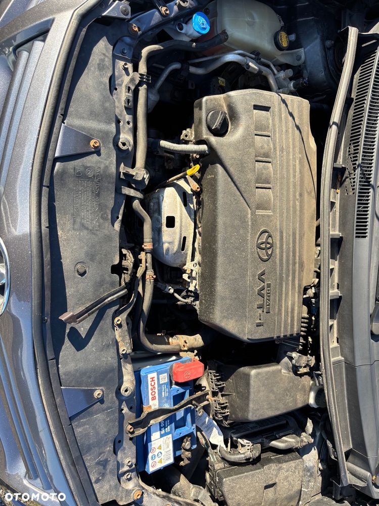 Toyota Auris 1.33 Dual-VVT-i Comfort - 12