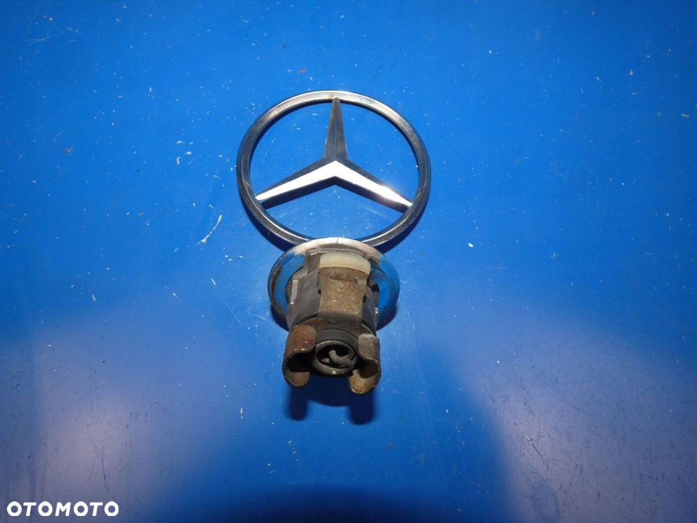 MERCEDES S KLASA W222 EMBLEMAT ZNACZEK GWIAZDA Z MASKI - 2