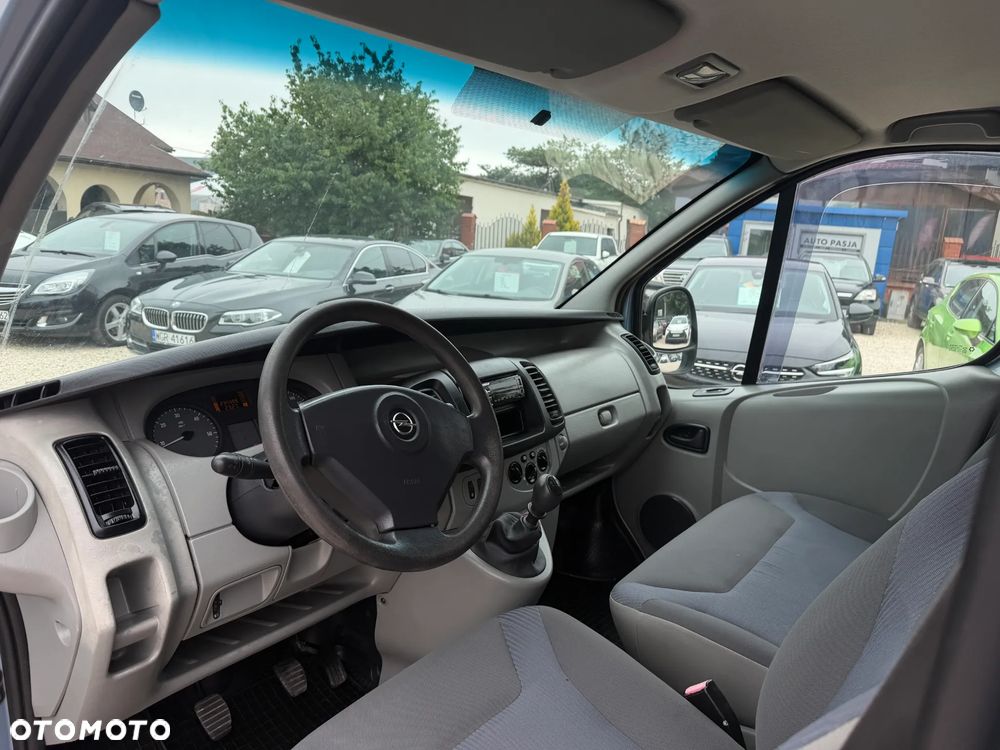 Opel VIVARO - 14