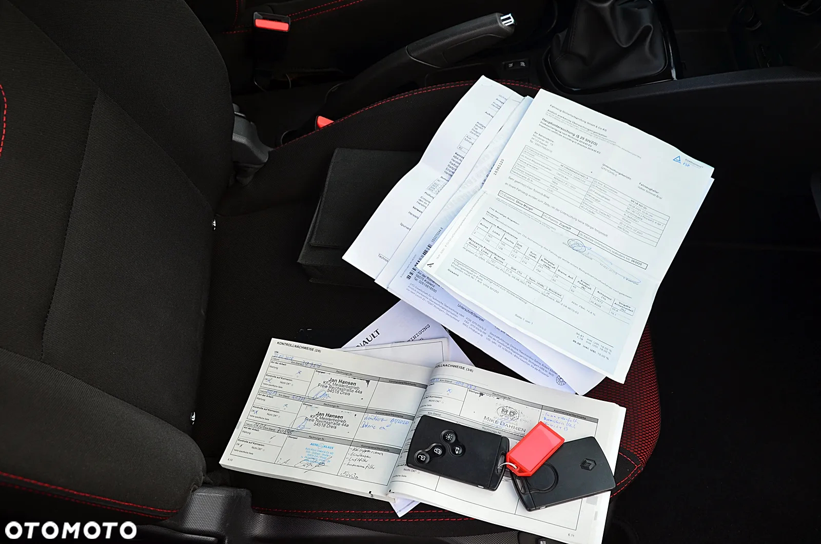 Renault Clio - 32