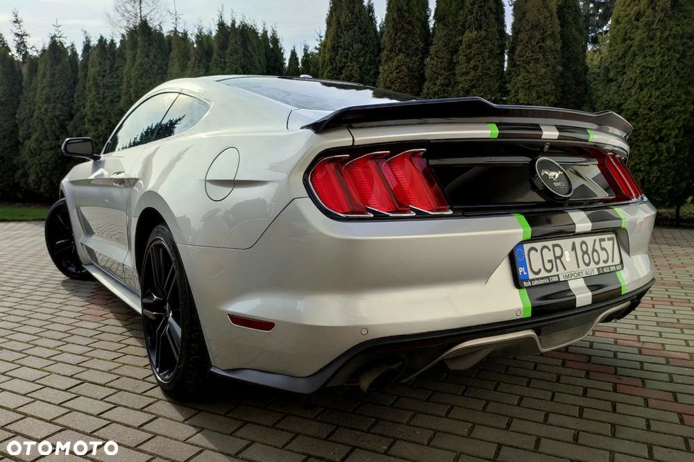 Ford Mustang 2.3 Eco Boost - 4