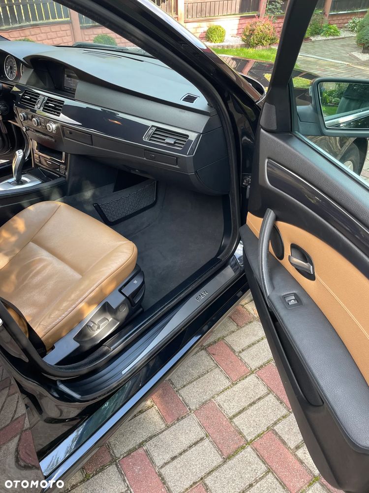 BMW Seria 5 520d - 11