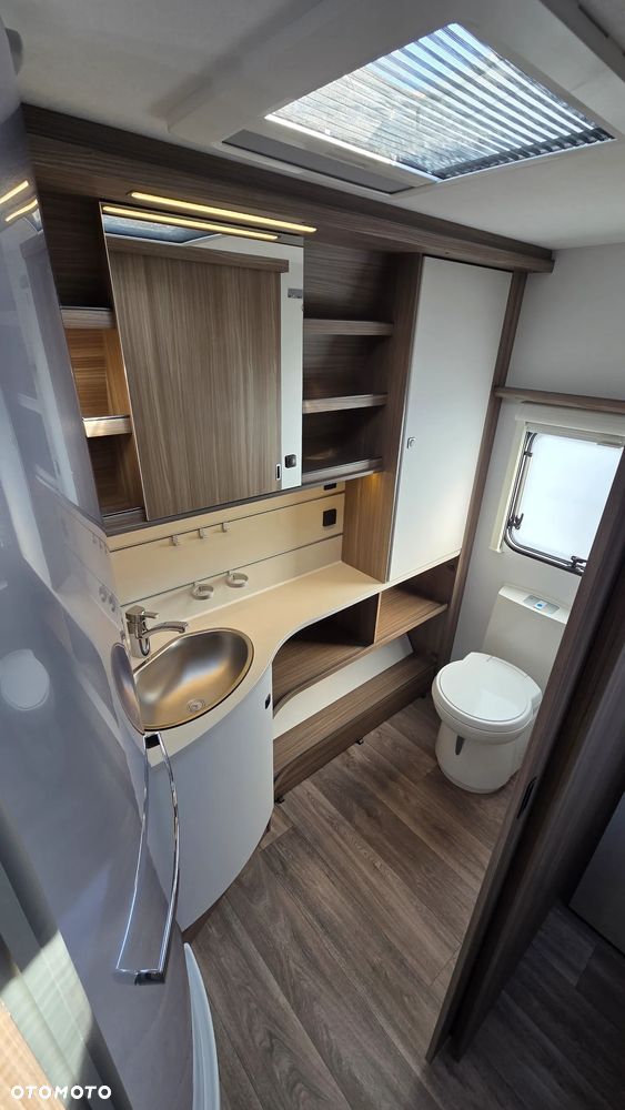 Fendt 650 SFD TENDENZA Klasa Premium! Łóżko królewskie! Kabina prysznicowa! Dostępna od ręki! - 9