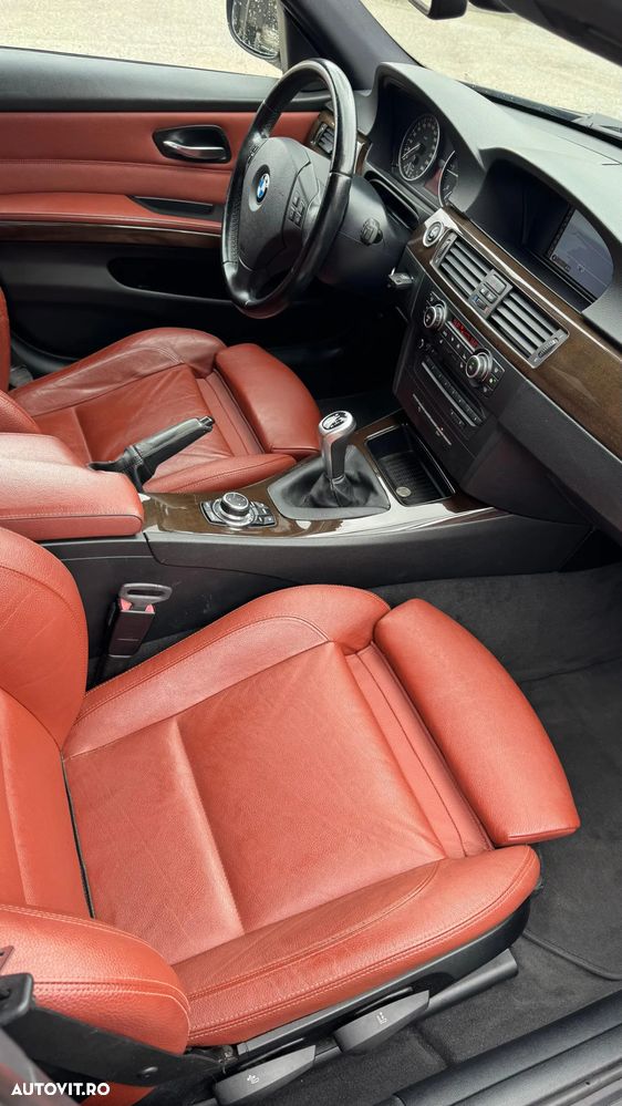 BMW Seria 3 320d EfficientDynamics Edition - 2