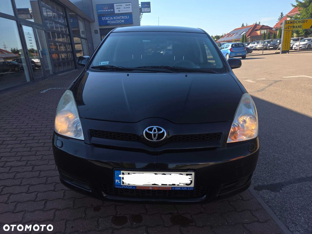 Toyota Verso - 1