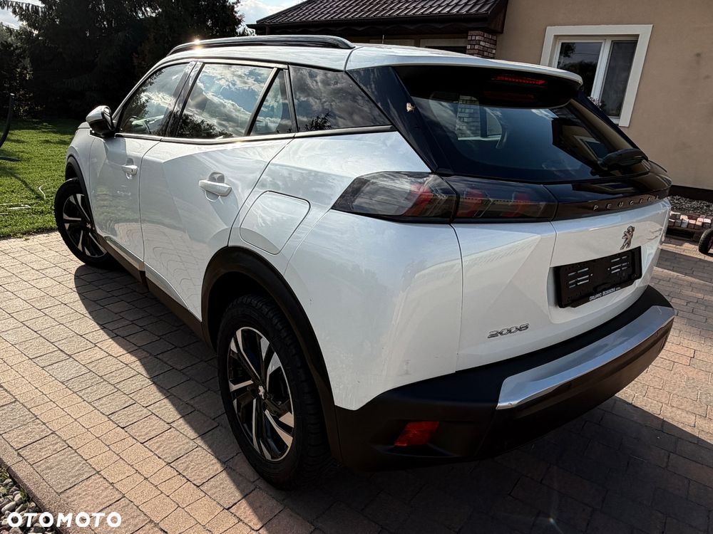 Peugeot 2008 BlueHDi 100 Allure - 9