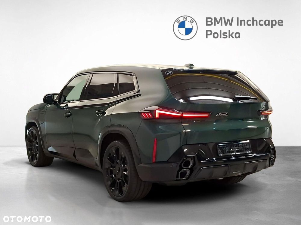 BMW XM - 4