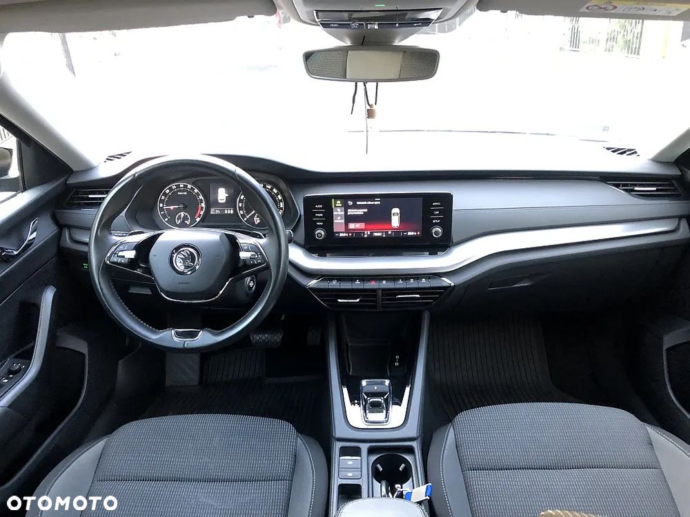 Skoda Octavia 2.0 TDI Ambition DSG - 12