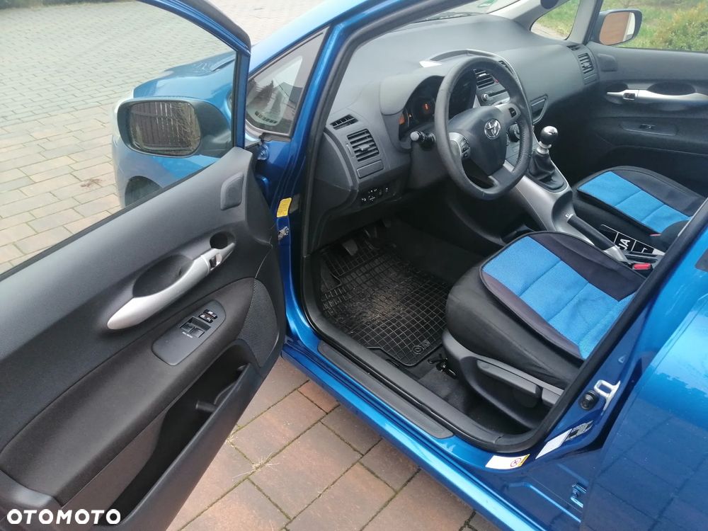 Toyota Auris 1.33 Dual-VVT-i START Edition - 13