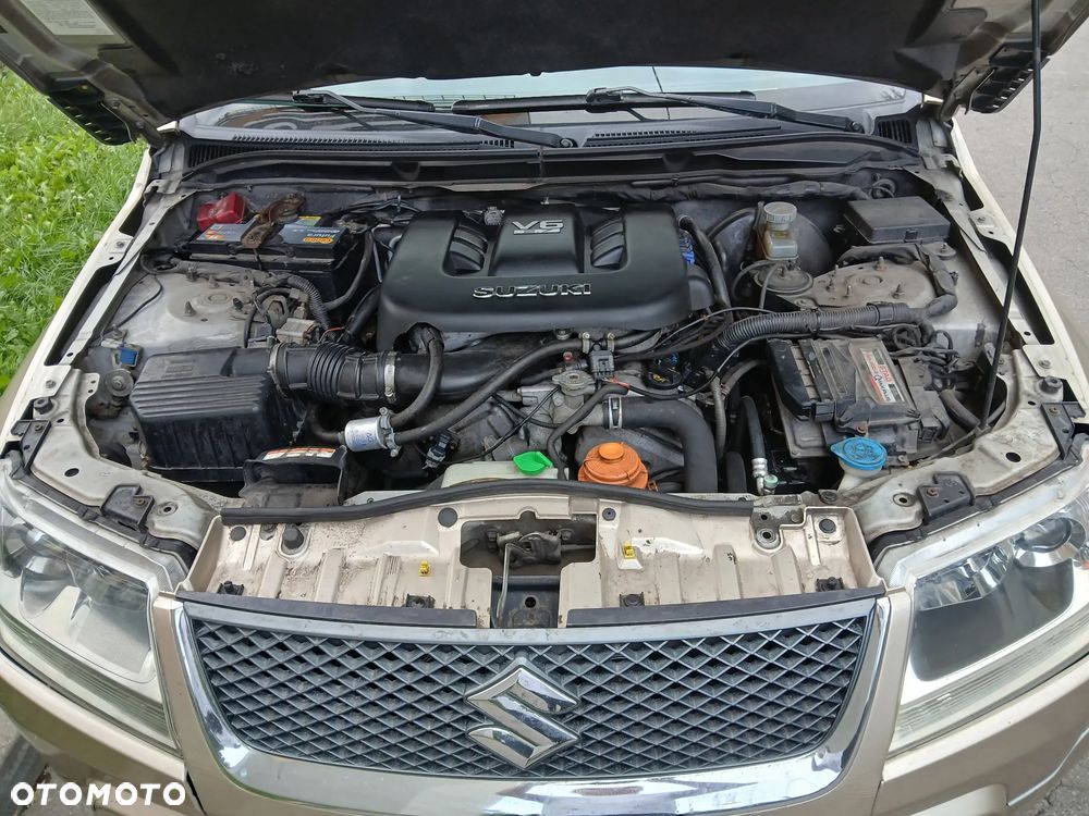 Suzuki Grand Vitara 2.7 V6 - 9
