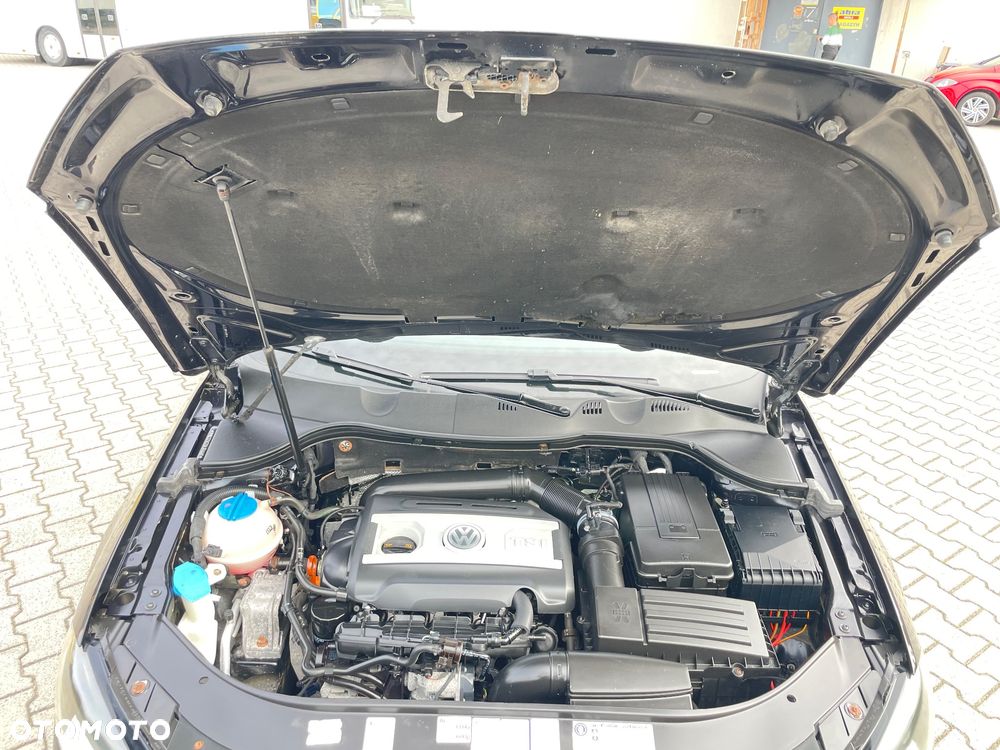 Volkswagen Passat - 29