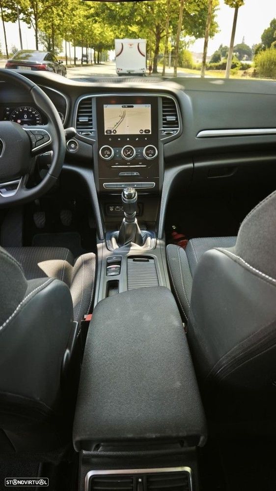 Renault Mégane Sport Tourer 1.5 Blue dCi Business — fotografia 15