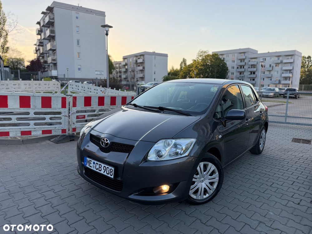 Toyota Auris 1.6 VVT-i Executive - 18