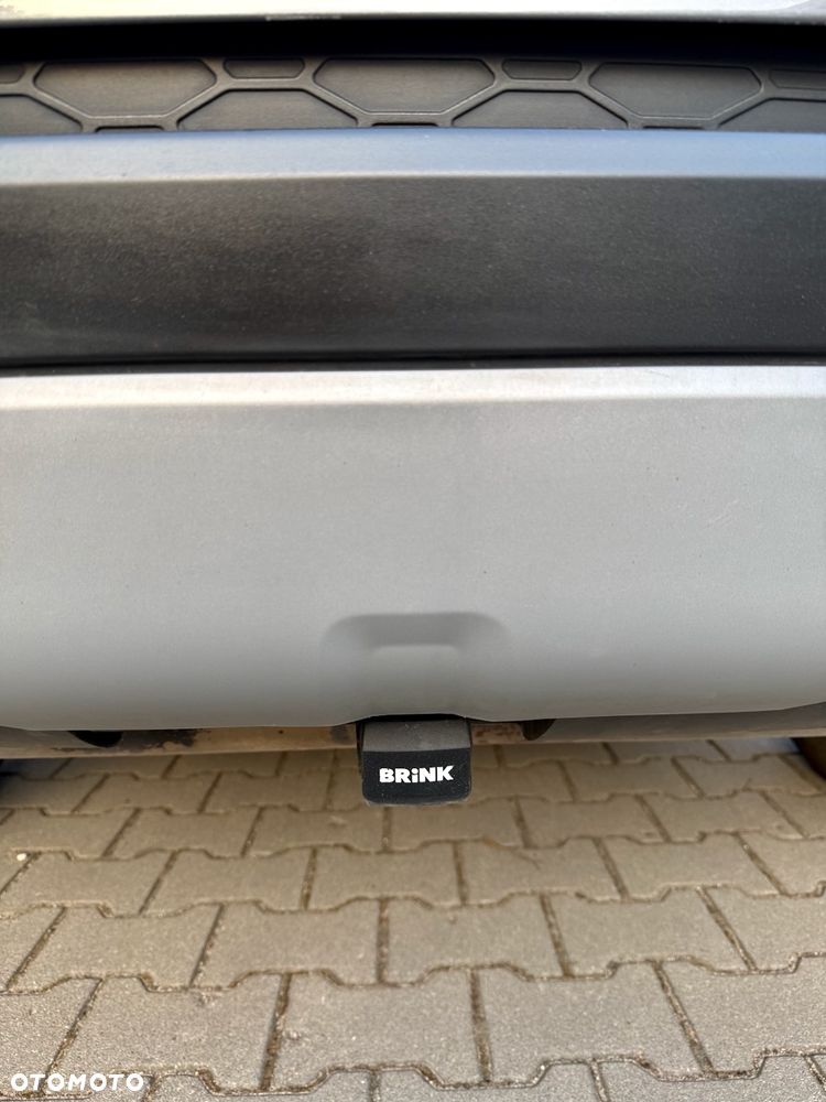 Land Rover Discovery Sport 2.0 Si4 HSE Luxury - 18