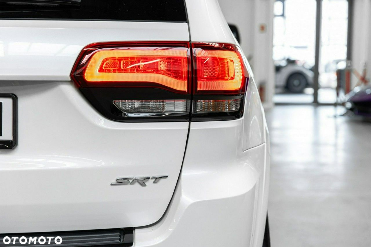 Jeep Grand Cherokee 6.4 V8 SRT8 EU6 - 8