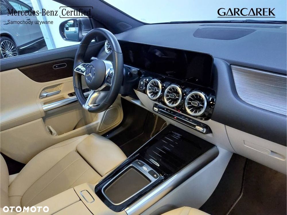 Mercedes-Benz GLA 200 d Progressive - 20