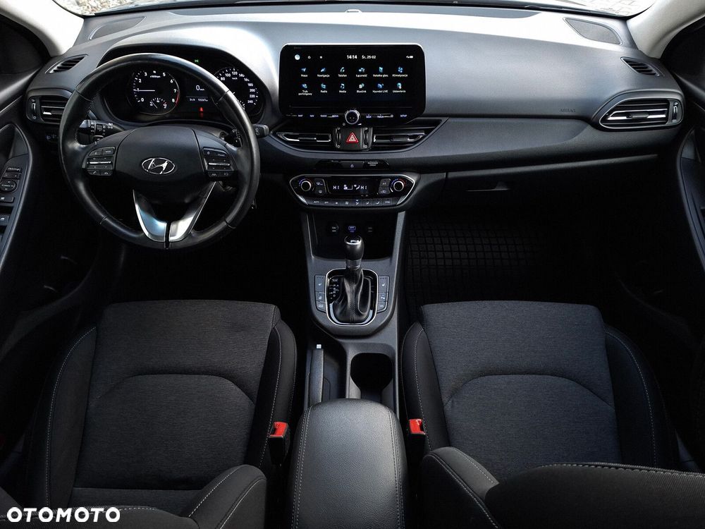 Hyundai i30 1.0 T-GDI Smart DCT - 11