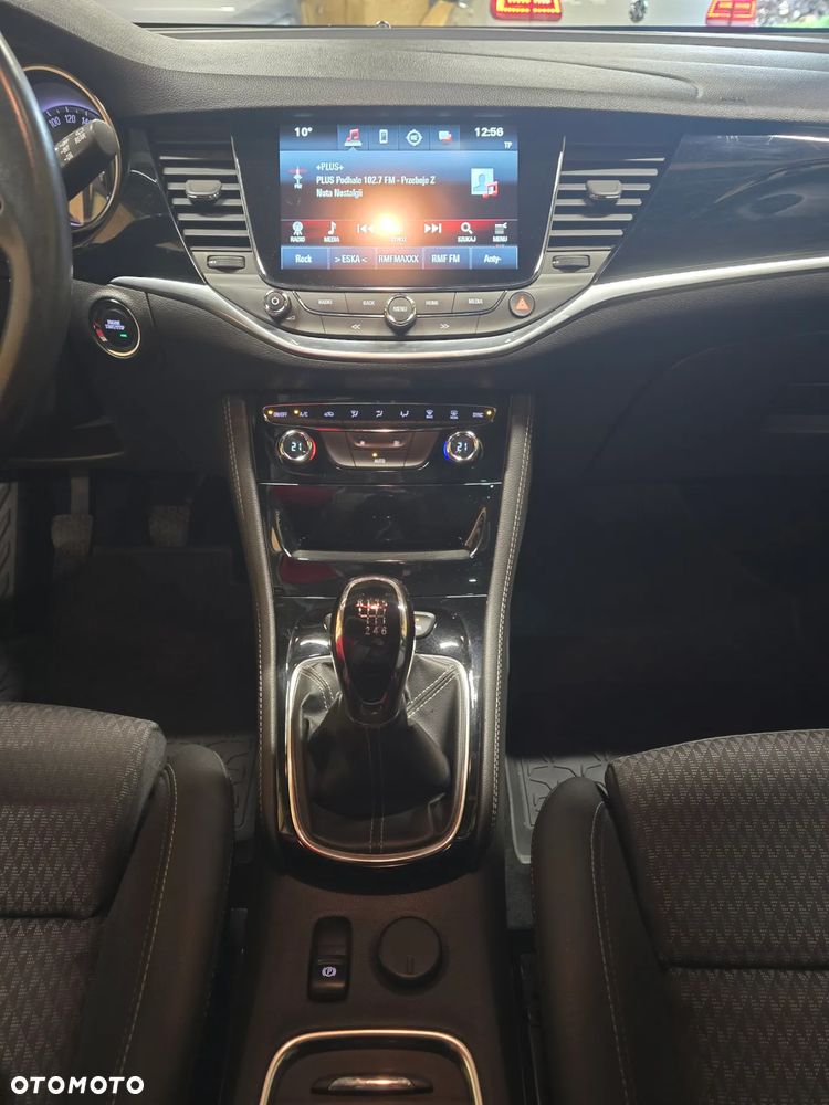 Opel Astra V 1.6 CDTI Dynamic S&S - 27