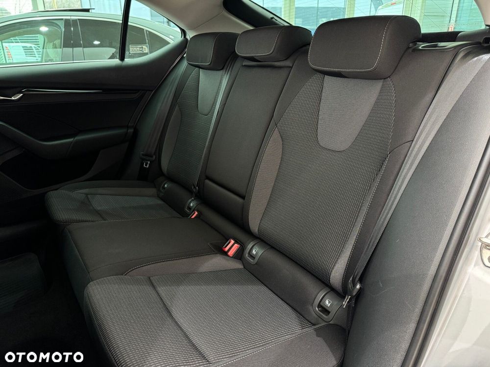 Skoda Octavia 2.0 TDI Ambition - 13