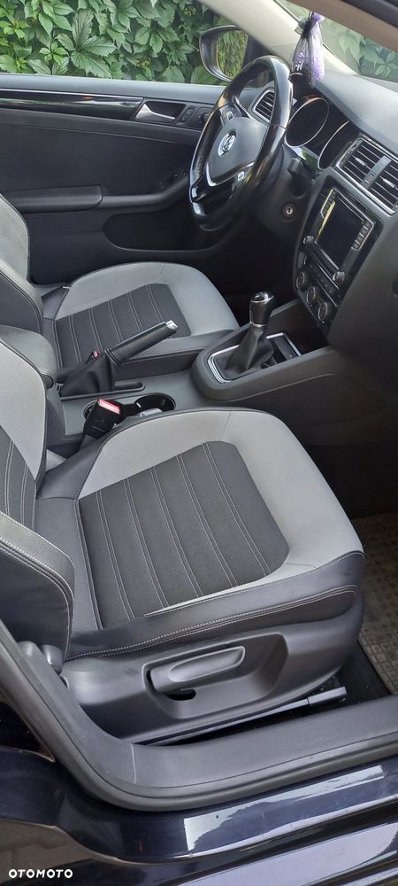 Volkswagen Jetta 1.4 TSI BMT Highline - 1