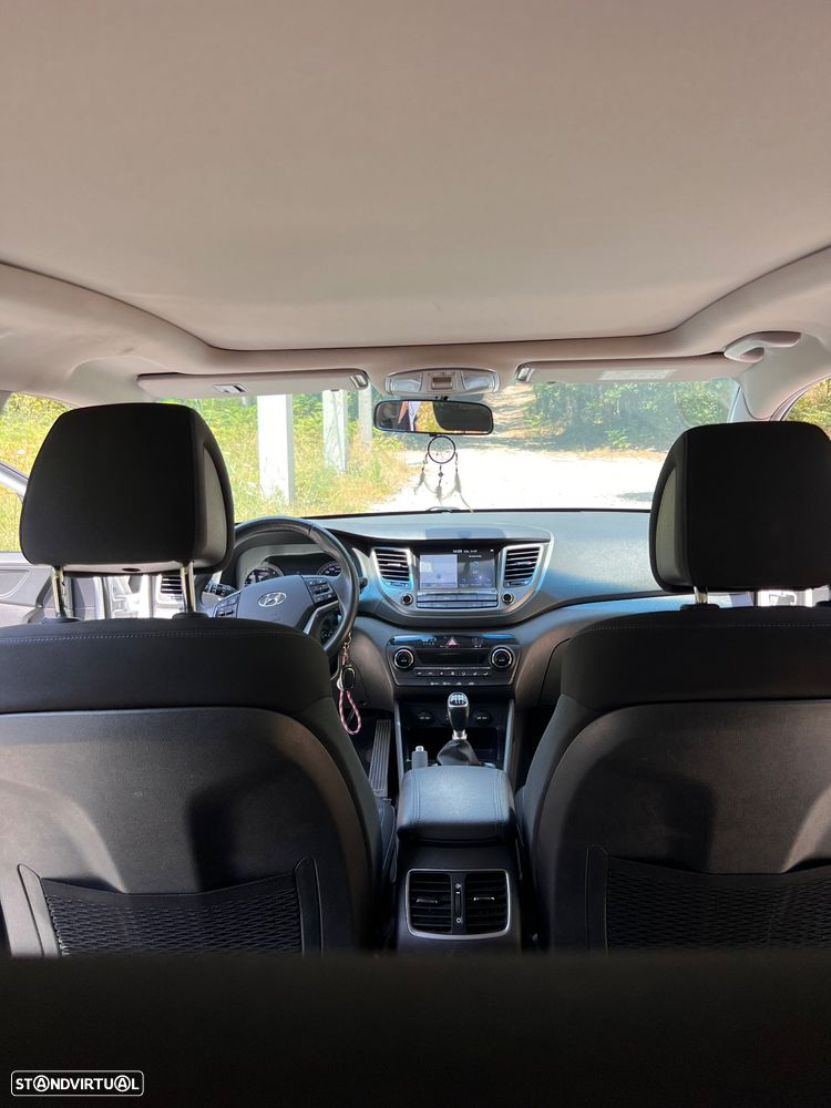 Hyundai Tucson 1.7 CRDi Creative - 18