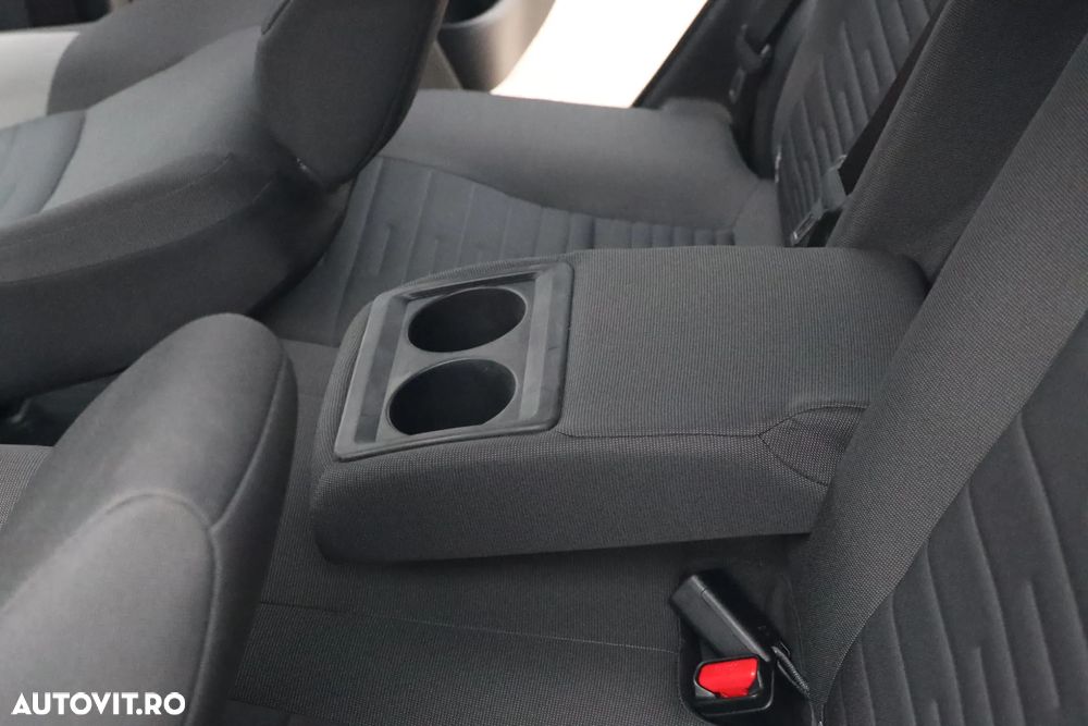 Toyota Auris 1.8 L VVT-i Hybrid Luna - 19