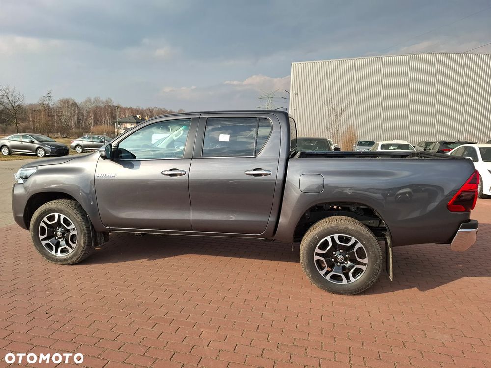 Toyota Hilux 2.8 D-4D mHEV Double Cab Executive 4x4 - 9