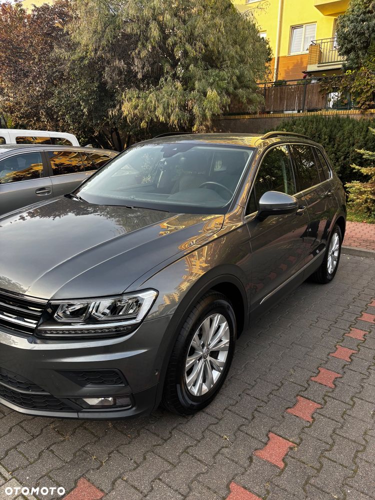 Volkswagen Tiguan - 2