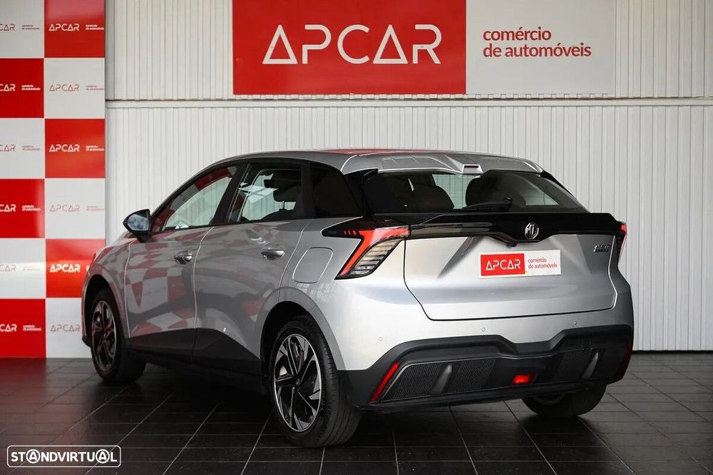 MG MG4 51 kWh Standard - 4